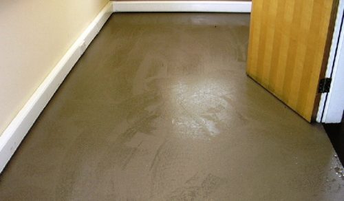 altro-safety-floor-cleaning-after-01